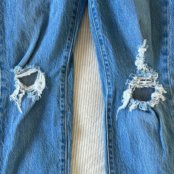 Levi’s Wedgie Icon Fit Jeans - in Jazz Devoted. Size 25 - Picture 6 of 12